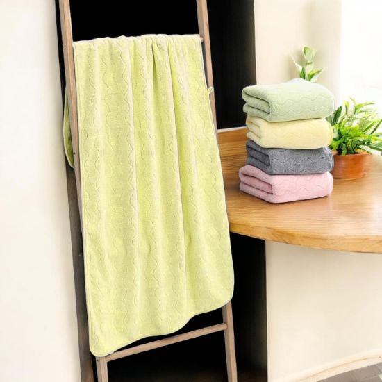 Wave Embossed Premium Soft Bathing Towel এর ছবি