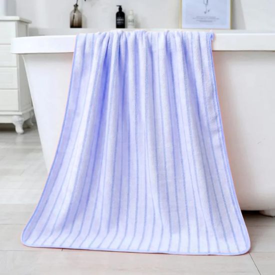 Elegant Striped Absorbent Bathing Towel এর ছবি