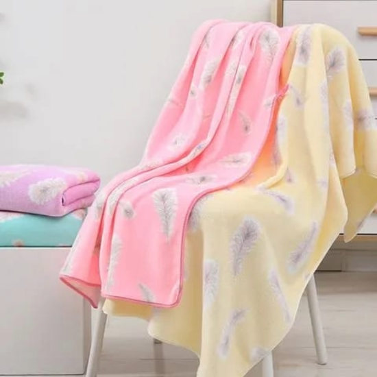 Kashful Printed Microfiber Absorbent Shower Bathing Towel এর ছবি