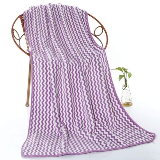 Microfiber Zigzag Pattern Bathing Towel এর ছবি